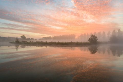 Zonsopgang aan Den Heuvel in Heurne